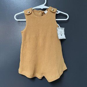 NWT KATE QUINN Tan Ribbed Button Shortie Romper Boys Girls 3-6 Mo